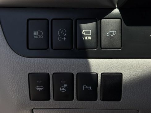 Used 2019 Toyota Highlander Limited Platinum AWD/4WD image 23