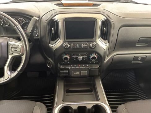 Certified 2021 Chevrolet Silverado 1500 RST w/ Z71 Off-Road Package AWD/4WD image 21