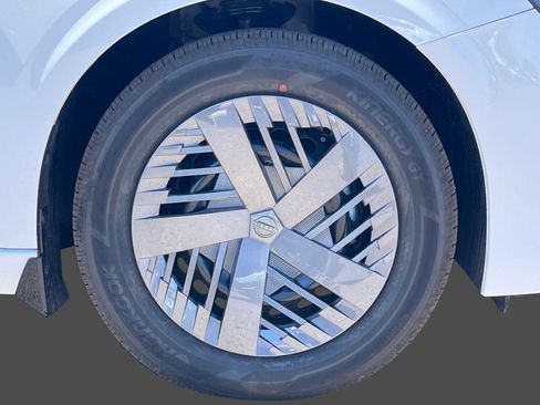 New 2027 Nissan Sentra SV w/ Floor Mat Package FWD image 8