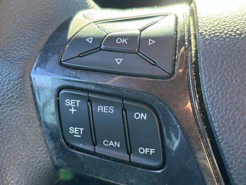 Used 2017 Ford Explorer XLT w/ Equipment Group 201A image 30