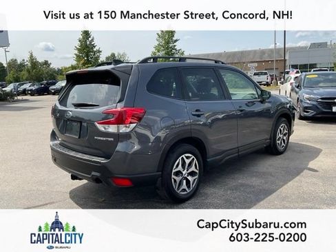 Used 2024 Subaru Forester Premium AWD/4WD image 5