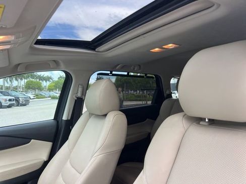 Used 2018 MAZDA CX-9 Touring w/ Touring Premium Package FWD image 18