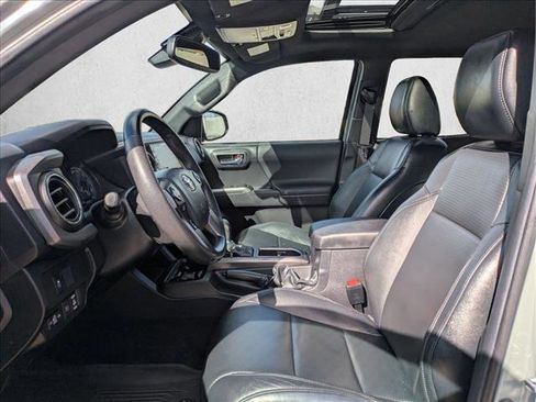 Used 2023 Toyota Tacoma TRD Sport w/ TRD Premium Sport Package image 13