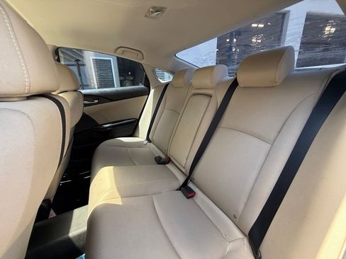 Used 2016 Honda Civic EX-T image 10