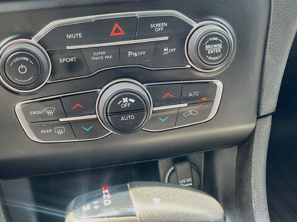 Used 2022 Dodge Charger R/T RWD image 15