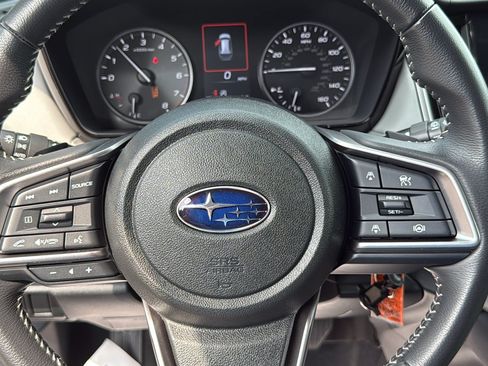 Certified 2025 Subaru Outback Premium AWD/4WD image 13