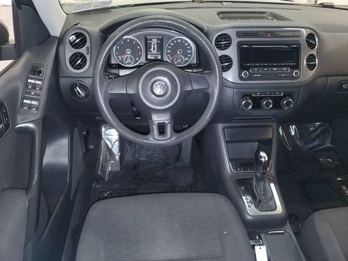 Used 2012 Volkswagen Tiguan S FWD image 14
