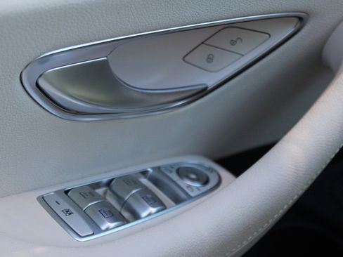 Certified 2022 Mercedes-Benz E 350 E 350 image 8