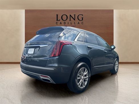 Used 2021 Cadillac XT5 Premium Luxury image 5