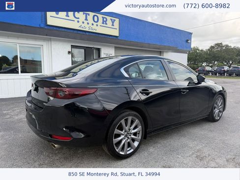 Used 2021 MAZDA MAZDA3 s FWD image 3