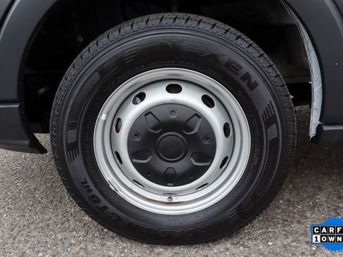 Used 2018 Ford Transit 250 138 image 31