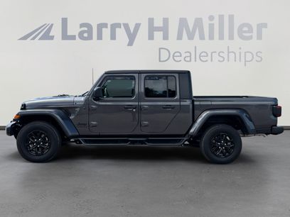 Used 2023 Jeep Gladiator Sport
