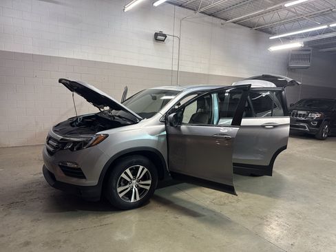 Used 2016 Honda Pilot EX-L image 11