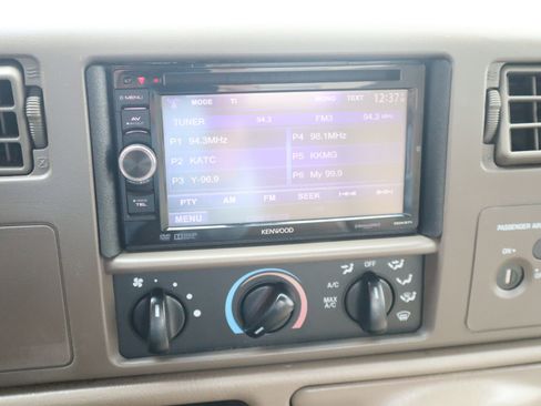 Used 2002 Ford F250 XLT AWD/4WD image 32