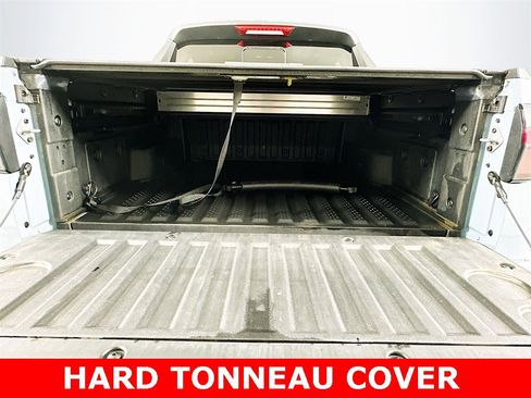 Used 2022 Hyundai Santa Cruz Limited w/ Winter Package image 8