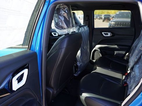 New 2026 Jeep Compass Limited image 11