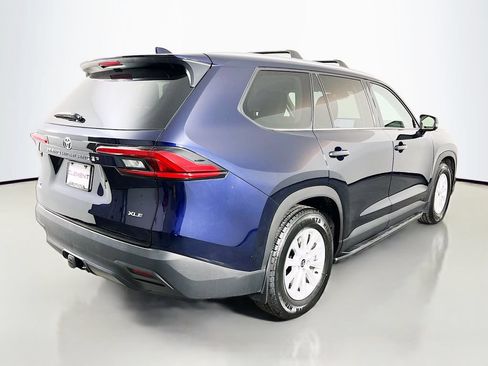 Used 2024 Toyota Grand Highlander AWD image 7