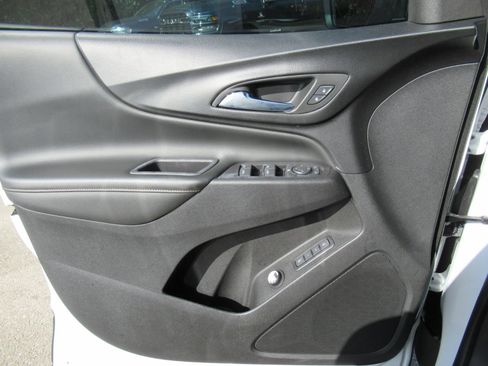 Used 2019 Chevrolet Equinox Premier FWD image 19