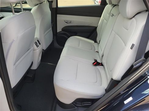 New 2026 Hyundai Tucson Blue SE image 10