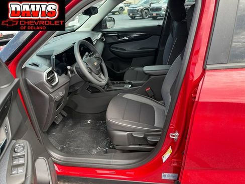 New 2026 Chevrolet TrailBlazer LS w/ LS Convenience Package AWD/4WD image 13