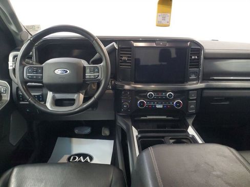 Used 2025 Ford F350 Lariat AWD/4WD image 5