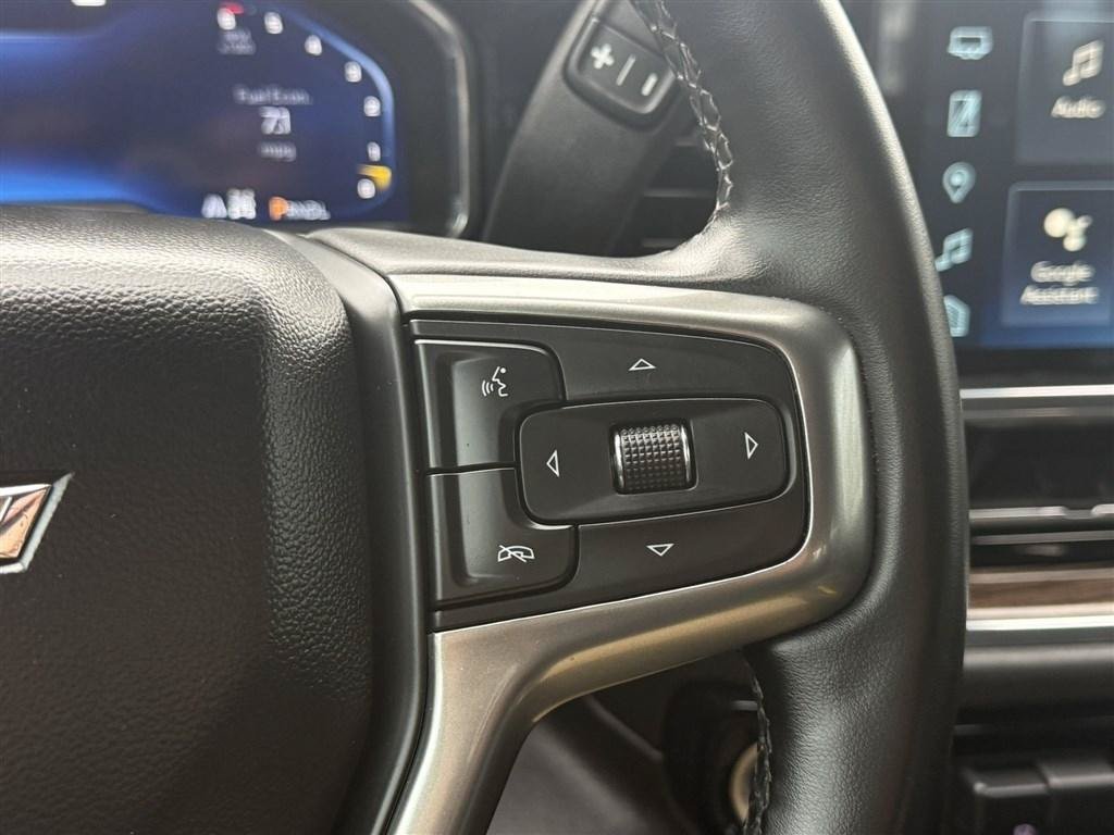 Used 2023 Chevrolet Silverado 1500 LT w/ Z71 Off-Road Package AWD/4WD image 35