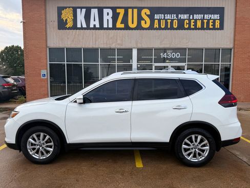 Used 2019 Nissan Rogue SV image 13