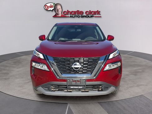 Used 2023 Nissan Rogue SV FWD image 10