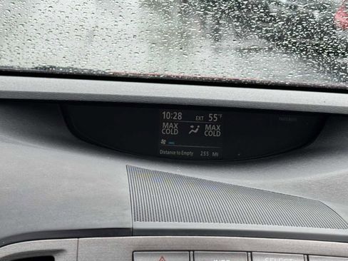Used 2015 Toyota Venza Limited AWD/4WD image 25