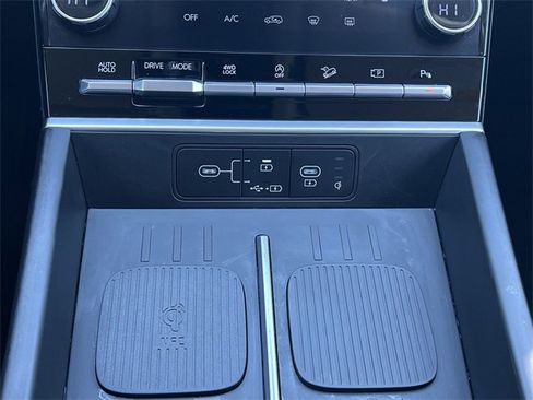 Used 2025 Hyundai Santa Fe XRT image 16