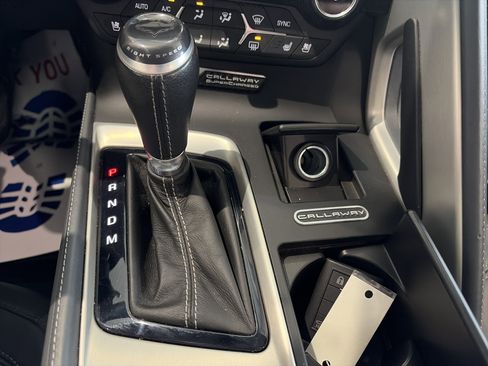 Used 2015 Chevrolet Corvette Z06 w/ 3LZ Preferred Equipment Group image 45