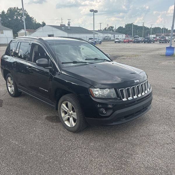 Used 2014 Jeep Compass Sport w/ Power Value Group AWD/4WD image 2