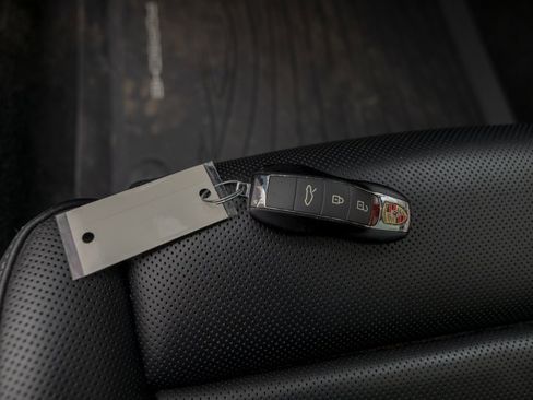 Used 2019 Porsche 911 Turbo S image 47