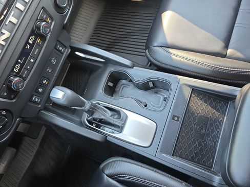 Used 2025 Nissan Frontier SL AWD/4WD image 25