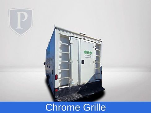Used 2023 Ford E-350 and Econoline 350 Super Duty w/ Power Windows & Locks Group image 8