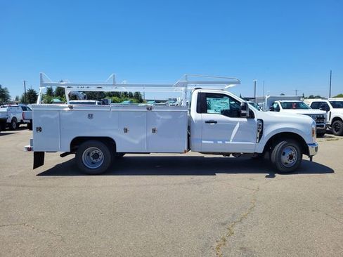 New 2026 Ford F350 XL w/ XL Chrome Package RWD image 4