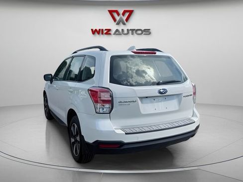 Used 2018 Subaru Forester 2.5i w/ Alloy Wheel Package AWD/4WD image 3