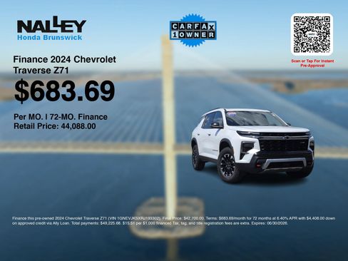 Used 2024 Chevrolet Traverse Z71 w/ Enhanced Driving Package AWD/4WD image 3