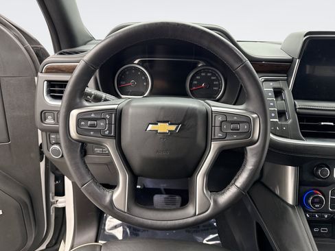 Used 2021 Chevrolet Tahoe Premier w/ Premium Package AWD/4WD image 12