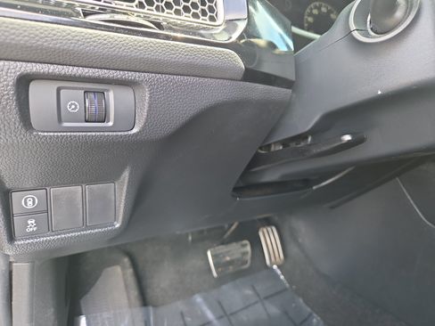 Used 2023 Honda Civic Sport image 16