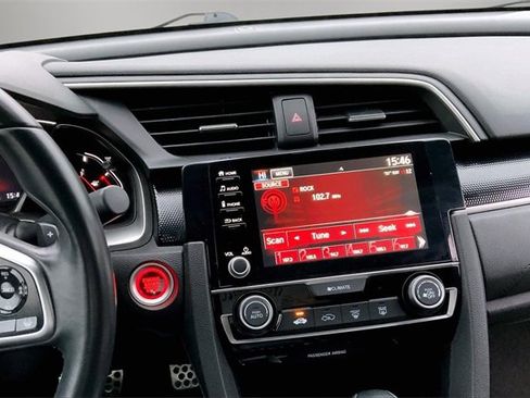 Used 2020 Honda Civic Sport image 6