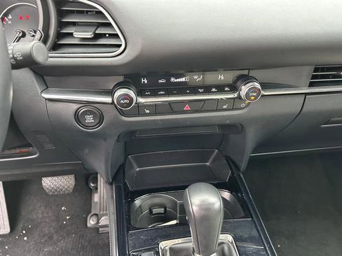 Certified 2025 MAZDA CX-30 AWD 2.5 S w/ Preferred Package image 16