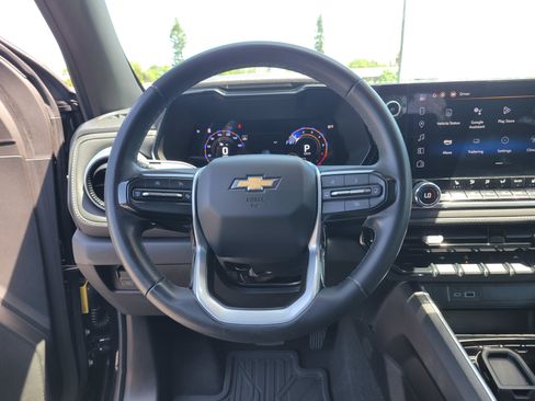 Certified 2024 Chevrolet Colorado LT w/ LT Convenience Package II RWD image 16