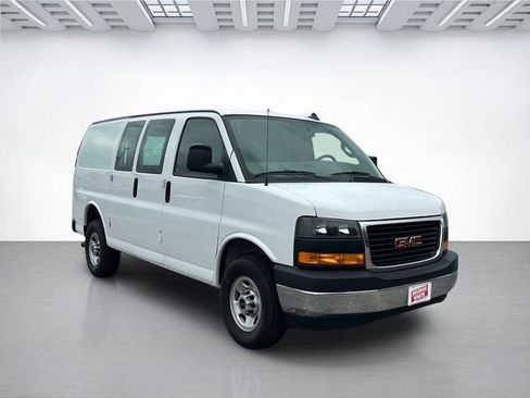 Used 2023 GMC Savana 2500 w/ Driver Convenience Package RWD image 2