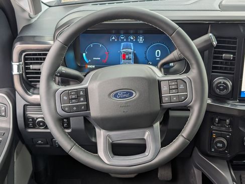 New 2026 Ford F250 Lariat w/ Black Appearance Package AWD/4WD image 13