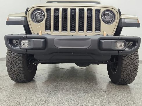 Used 2022 Jeep Wrangler Unlimited Rubicon w/ Trailer Tow Package AWD/4WD image 12