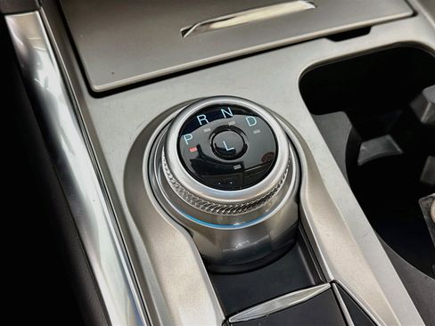 Used 2023 Ford Explorer XLT w/ Equipment Group 202A AWD/4WD image 20