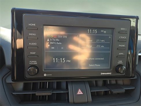 Used 2020 Toyota RAV4 XLE w/ Convenience Package image 16