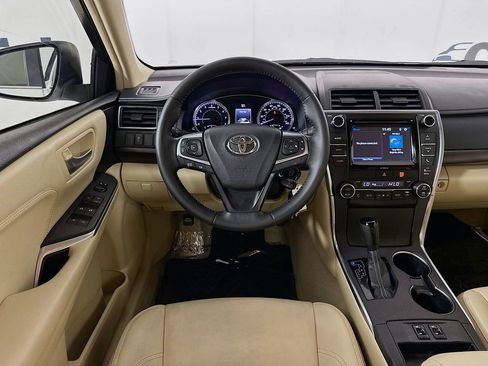Used 2016 Toyota Camry XLE FWD image 25