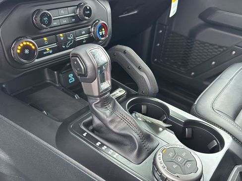 New 2025 Ford Bronco Badlands w/ Sasquatch Package image 34